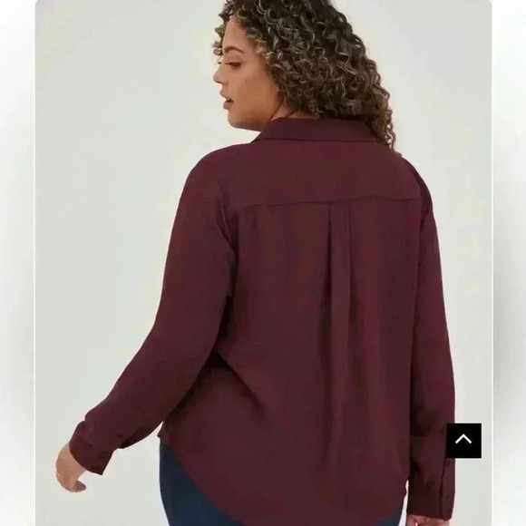 Torrid | Madison Georgette Button-Up Long Sleeve Shirt, 3X - Picture 2 of 7